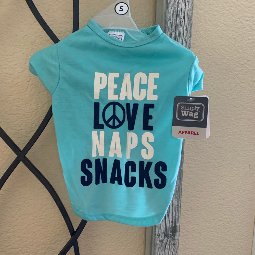 Dog/Cat T-shirt color/green size/small.Color aqua blue.
